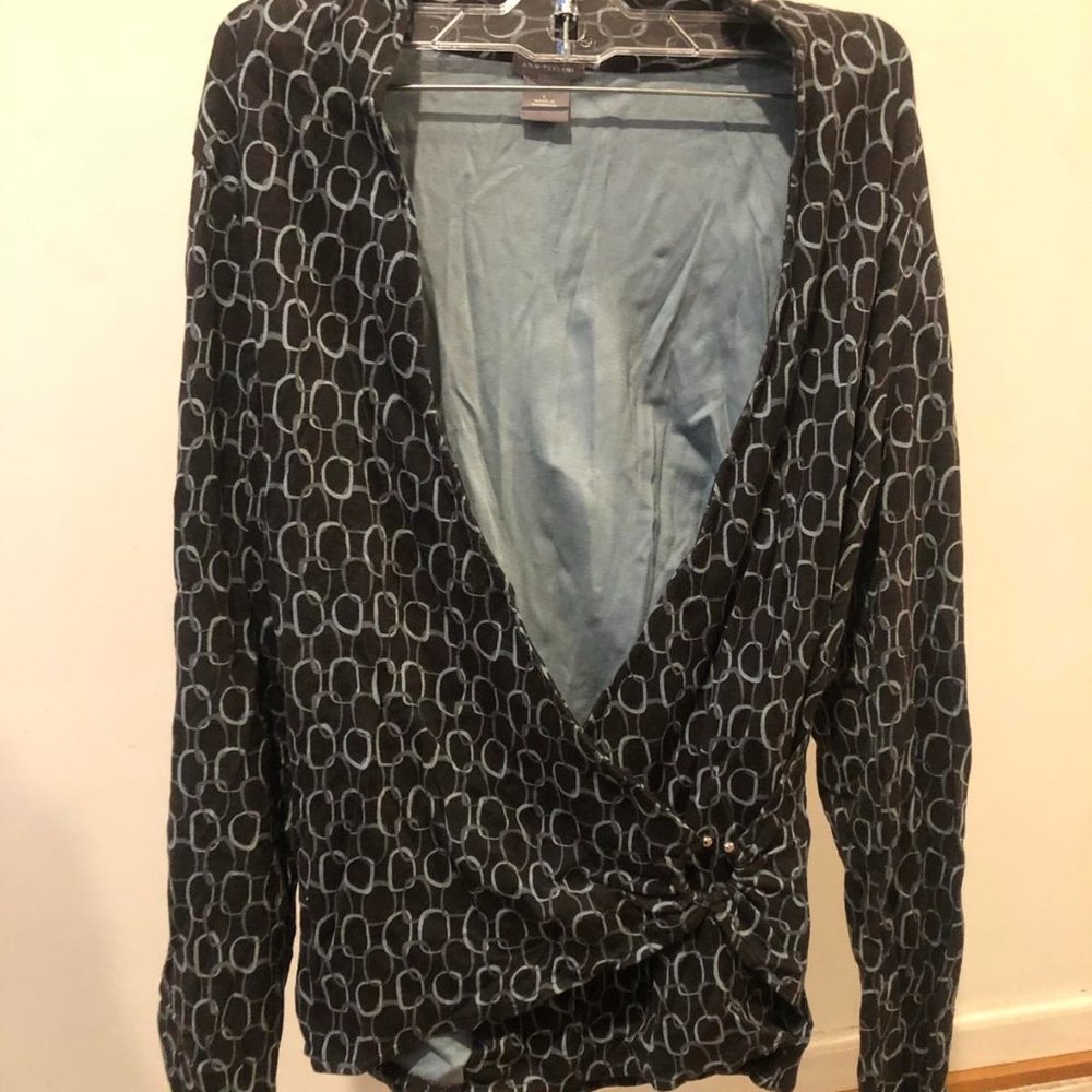 Ann Taylor Long Sleeve Blouse With Buckle (Large)